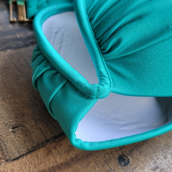 36DD/L Victorias secret the hottie halter bundle - Picture 10 of 12